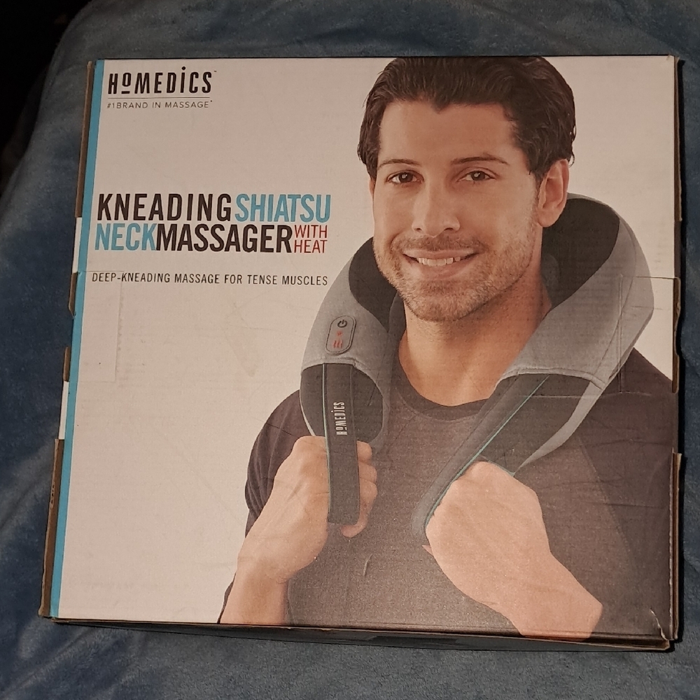 Homedics Gray Grooming Tool for Relaxing Neck and Shoulder Massage